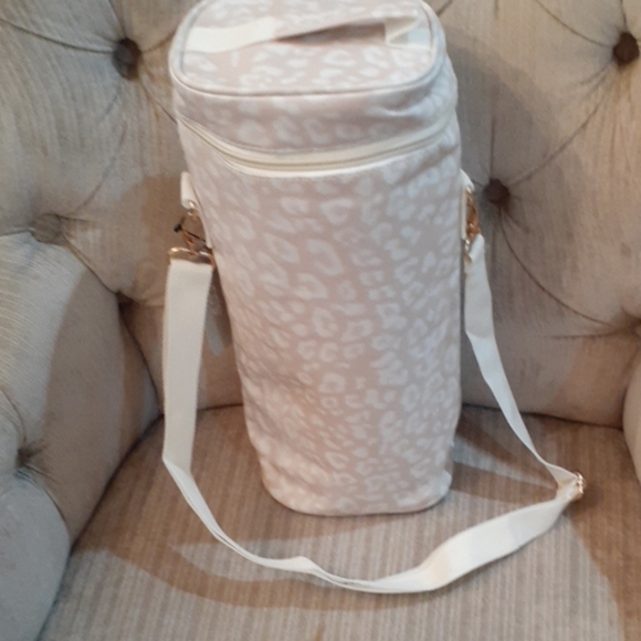 Chico's Other - Chico Snow Leopard Wine Bag